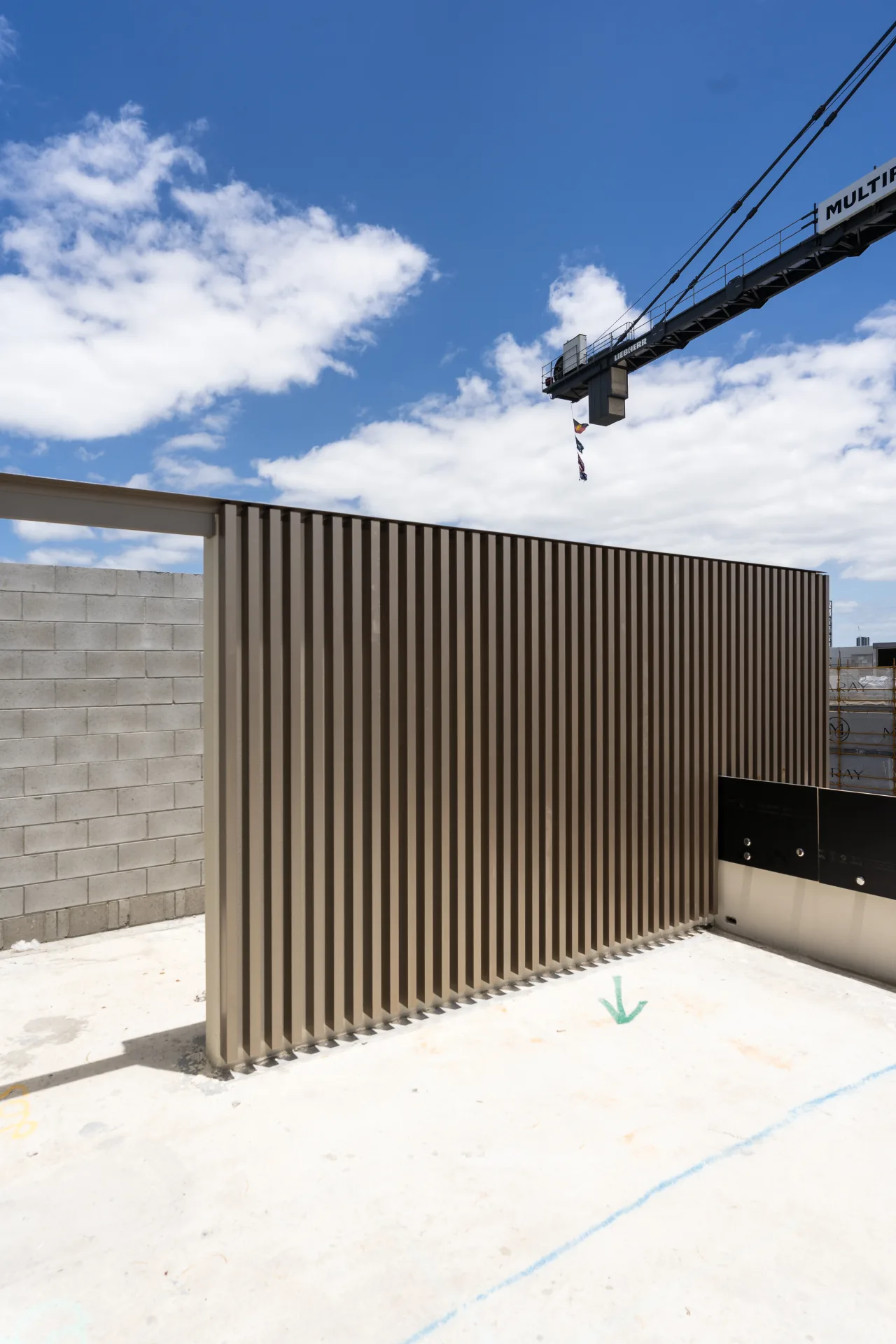 Aluminium batten screening on a rooftop, Mantaray Main Beach